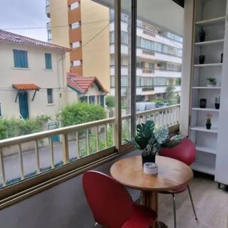 Le Castille - A Deux Pas Des Plages קאן